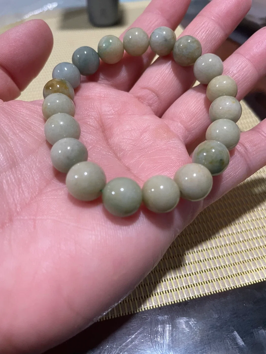Jade Bead Bracelet - photo 4