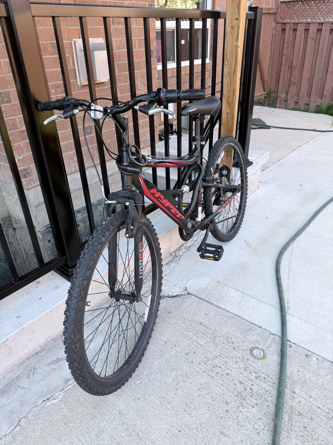Hyper Men's Mountain Bike