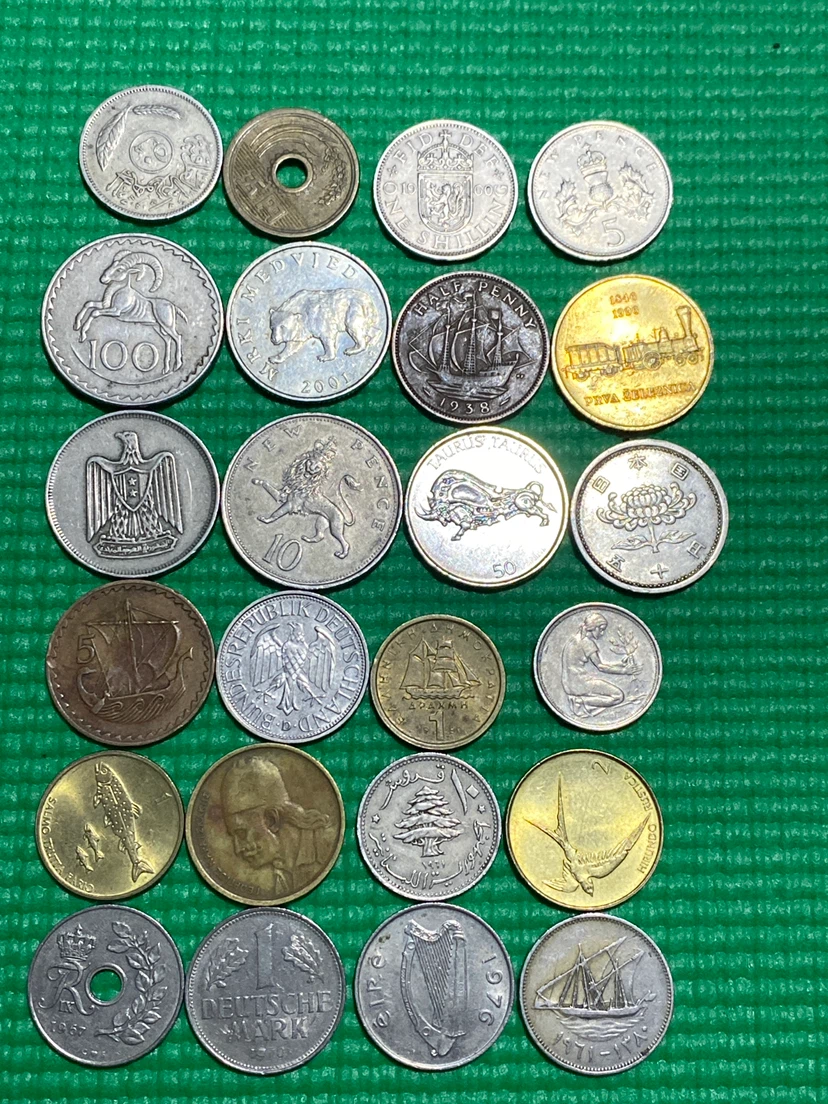 Collection of Assorted World Coins - photo 2