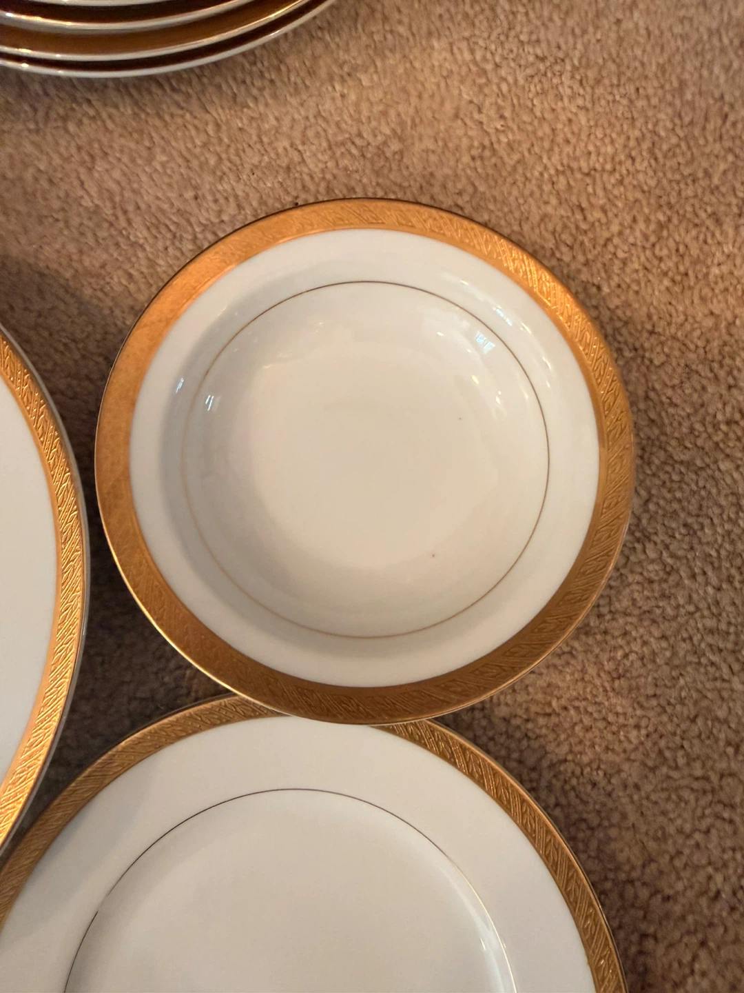 Noritake "Charlotta Gold" 60 Piece Dinnerware Set - photo 3