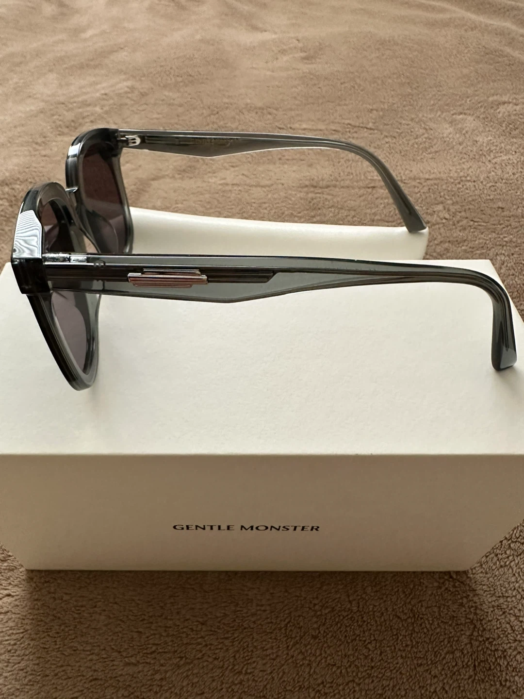 Gentle Monster JACKIE G3 Sunglasses - photo 3