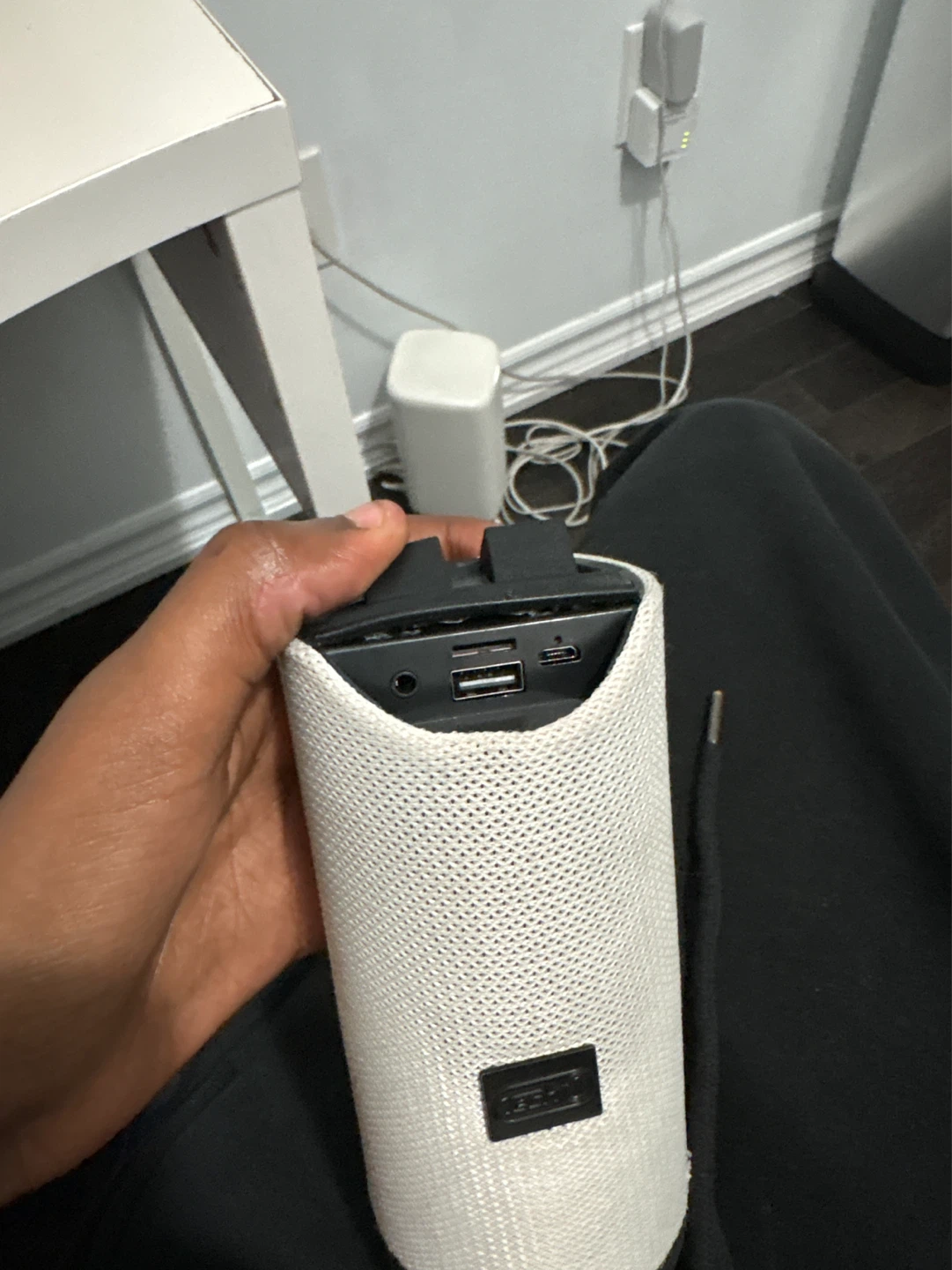 Portable Bluetooth Speaker - photo 3
