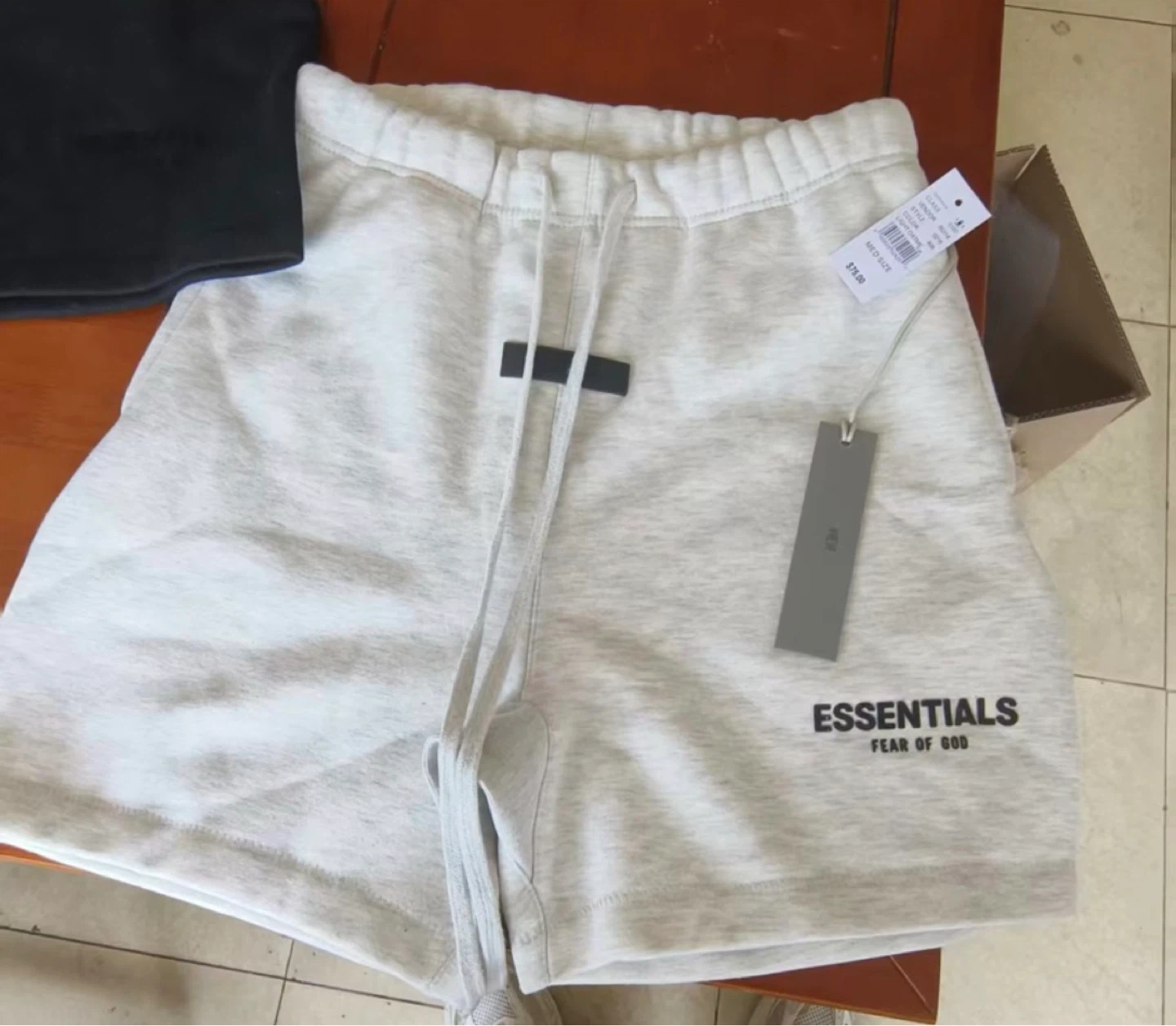 Essentials Fear of God Sweatshorts - Medium
