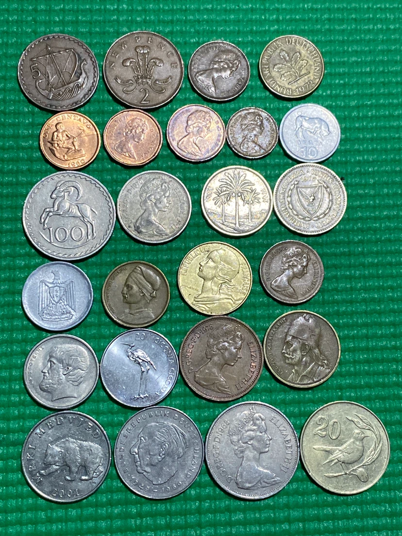 Assorted World Coins Collection - photo 2