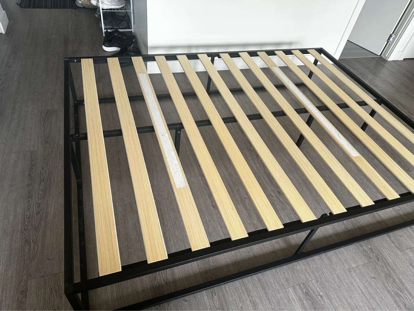 Queen Size Bed Frame - photo 2