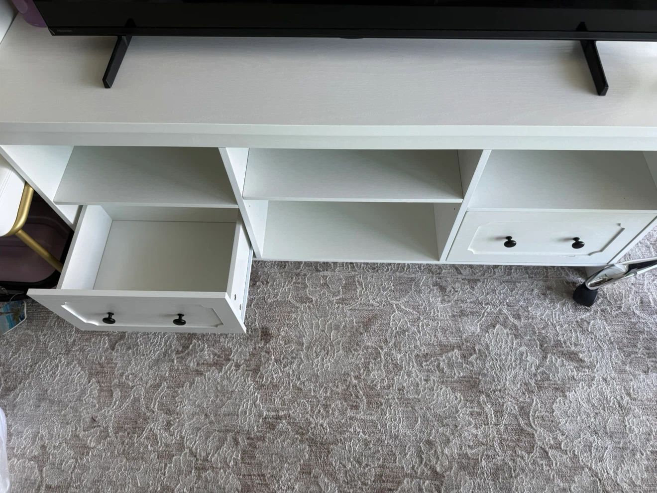 Tv with stand - photo 3