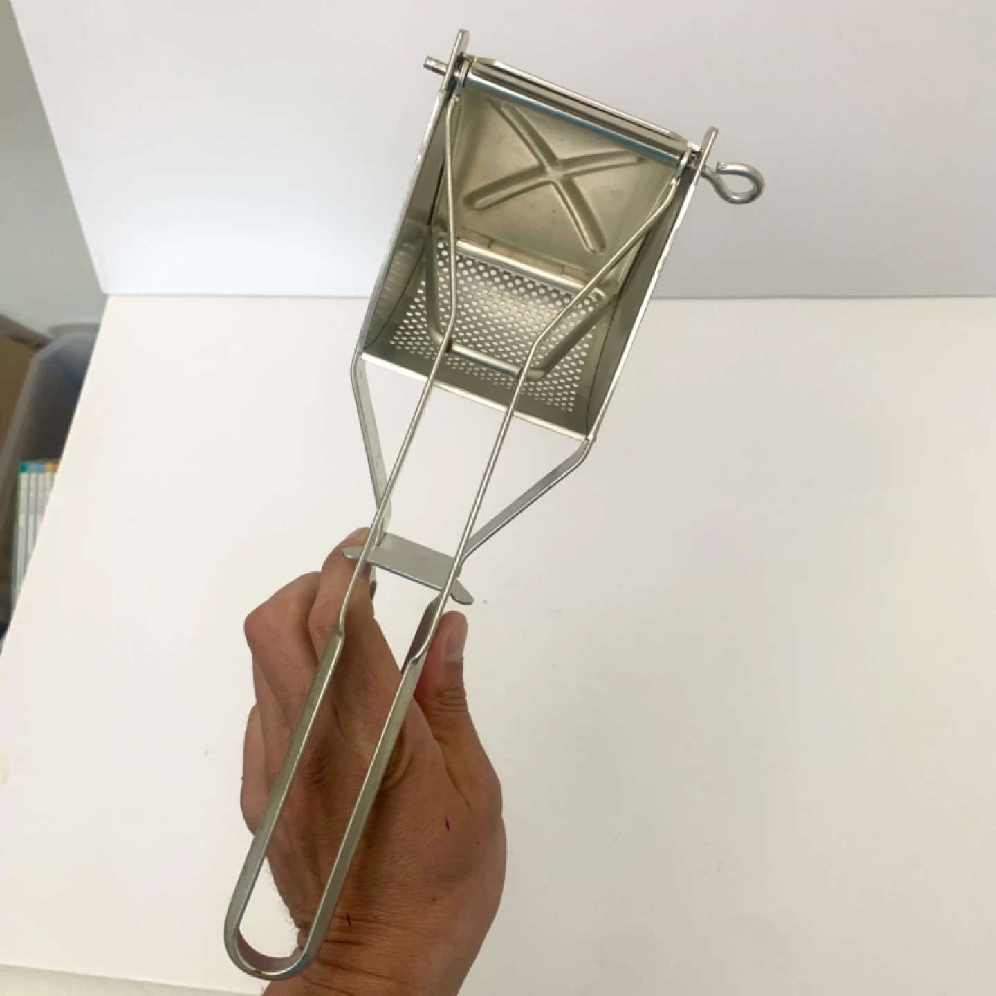 Potato Ricer Potato Masher Kitchen Tool Stainless Steel Press - photo 4