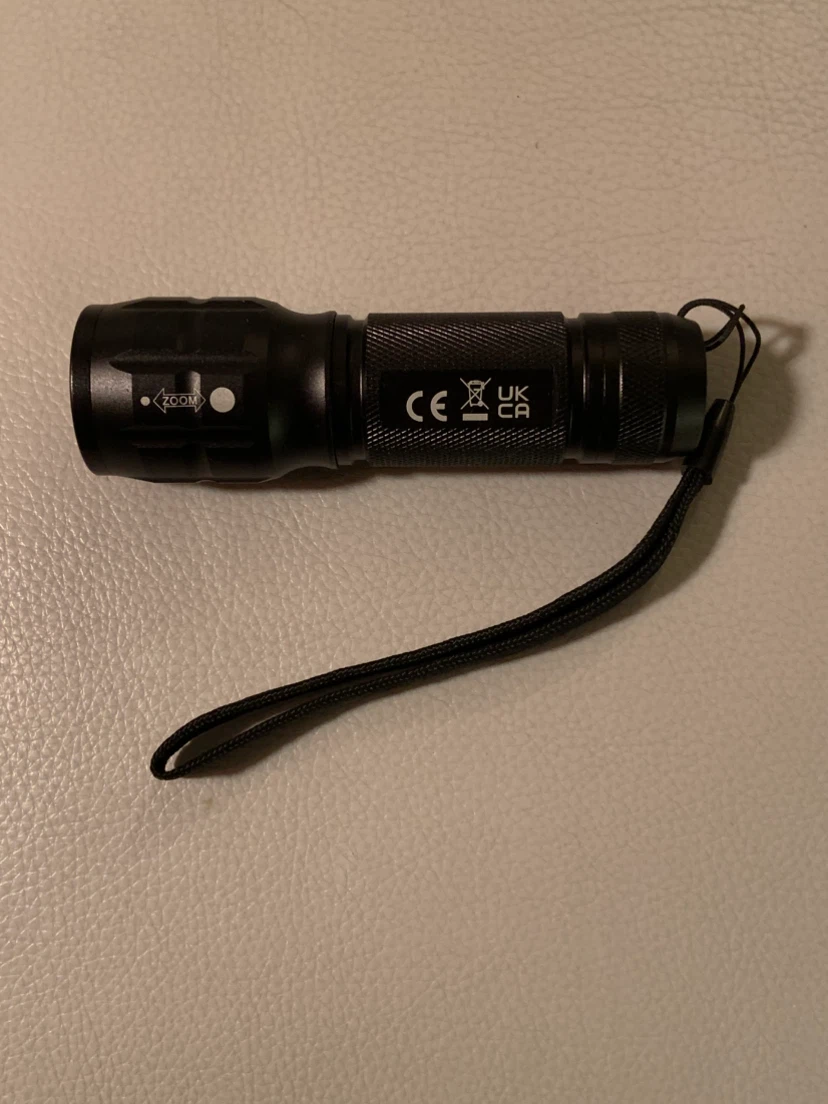 Portable Lepro LED Flashlight – Bright & Reliable - photo 3