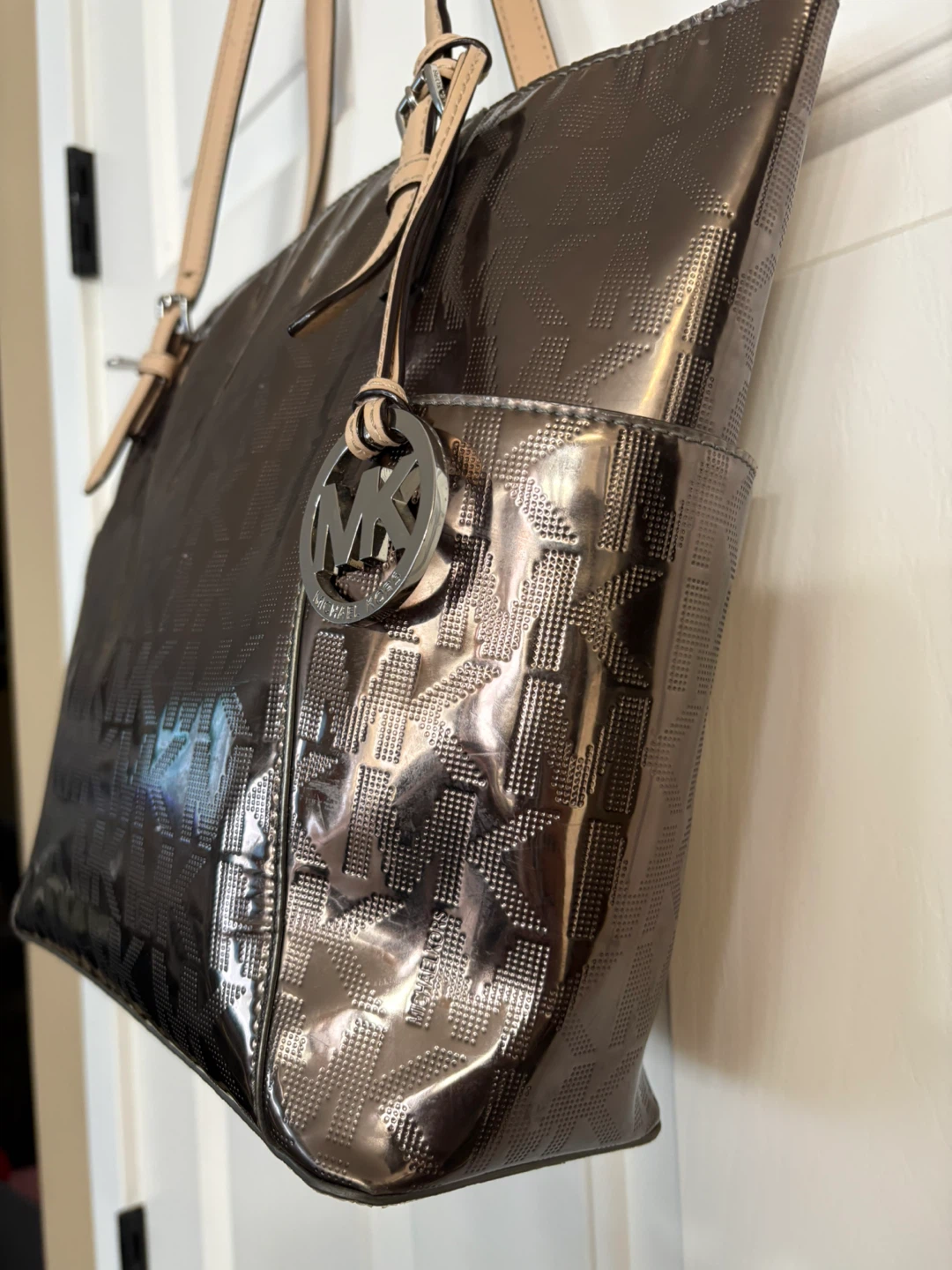 Michael Kors Jet Set Mirror Metallic Tote Bag - photo 2