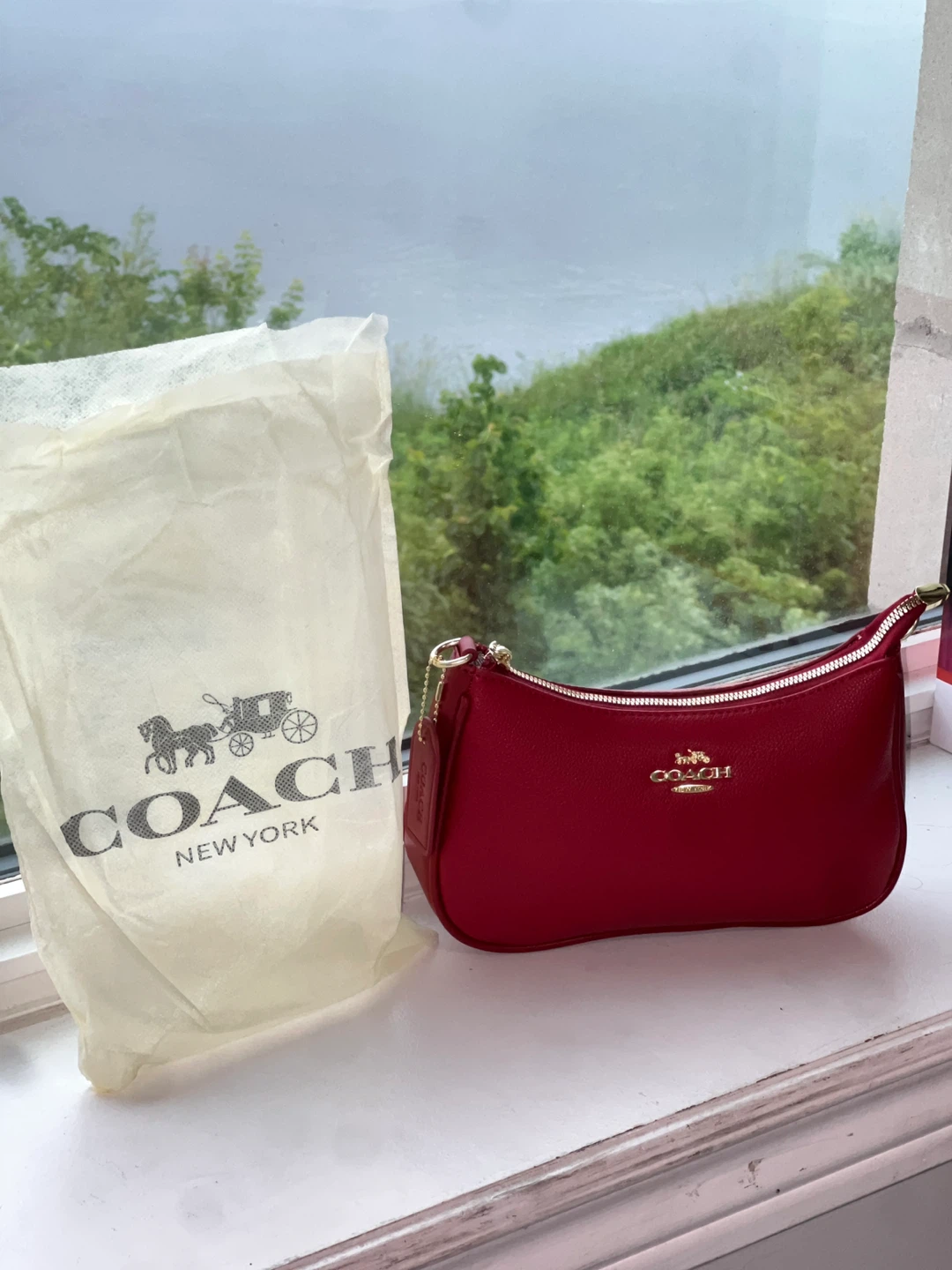 Red COACH Shoulder Bag - photo 3