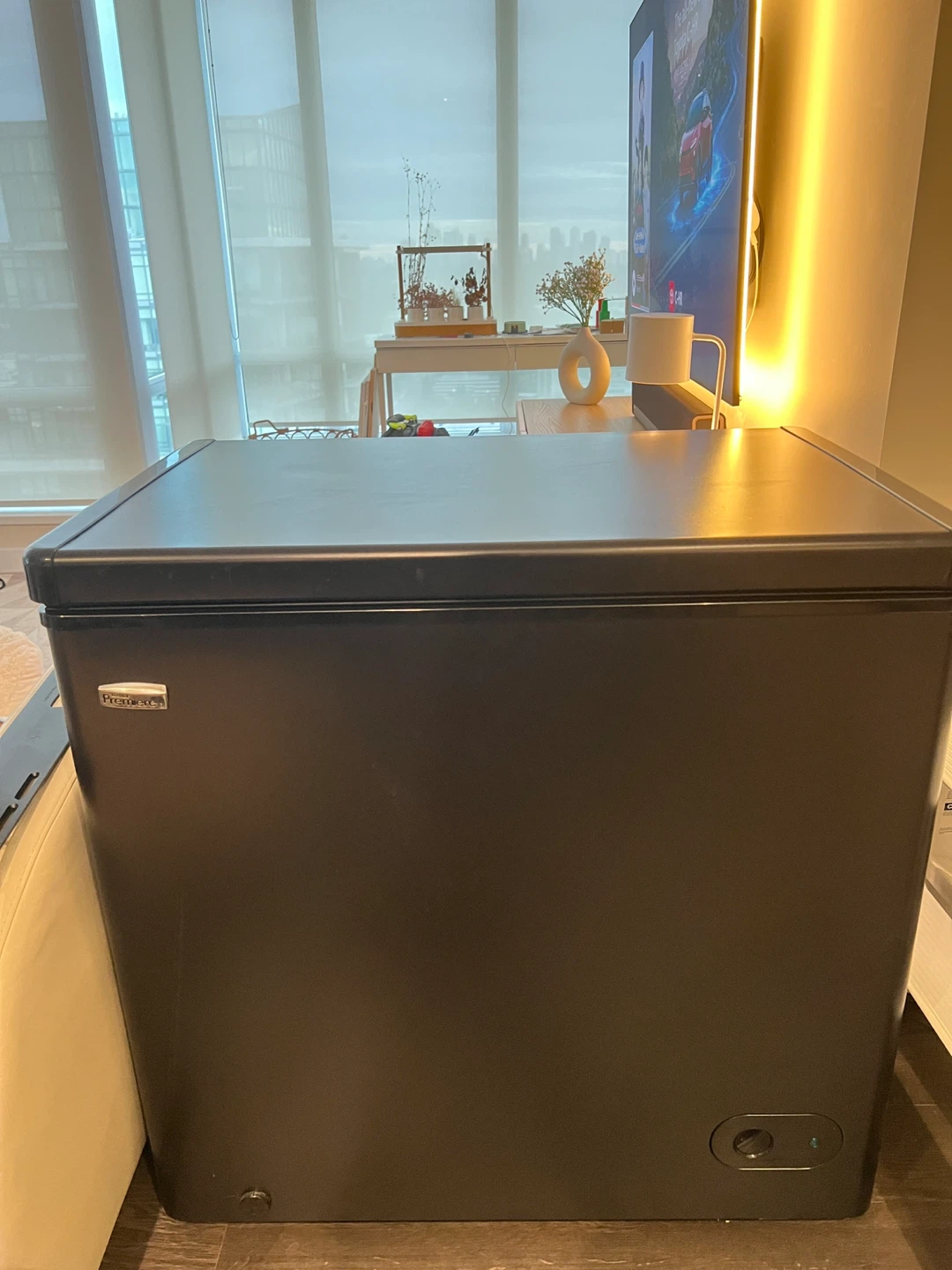 Danby Chest Freezer DCF055A2WDB