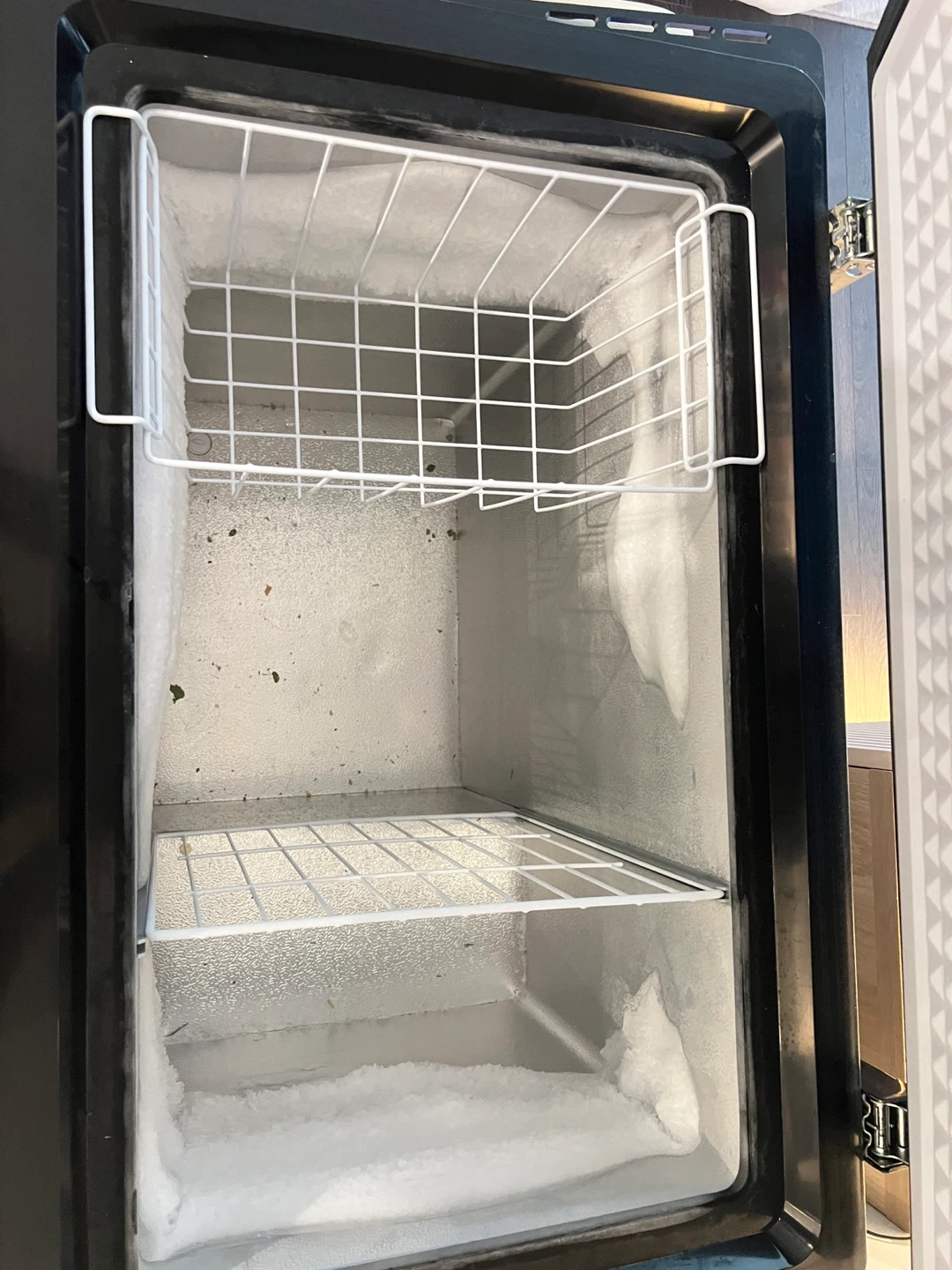 Danby Chest Freezer DCF055A2WDB - photo 3