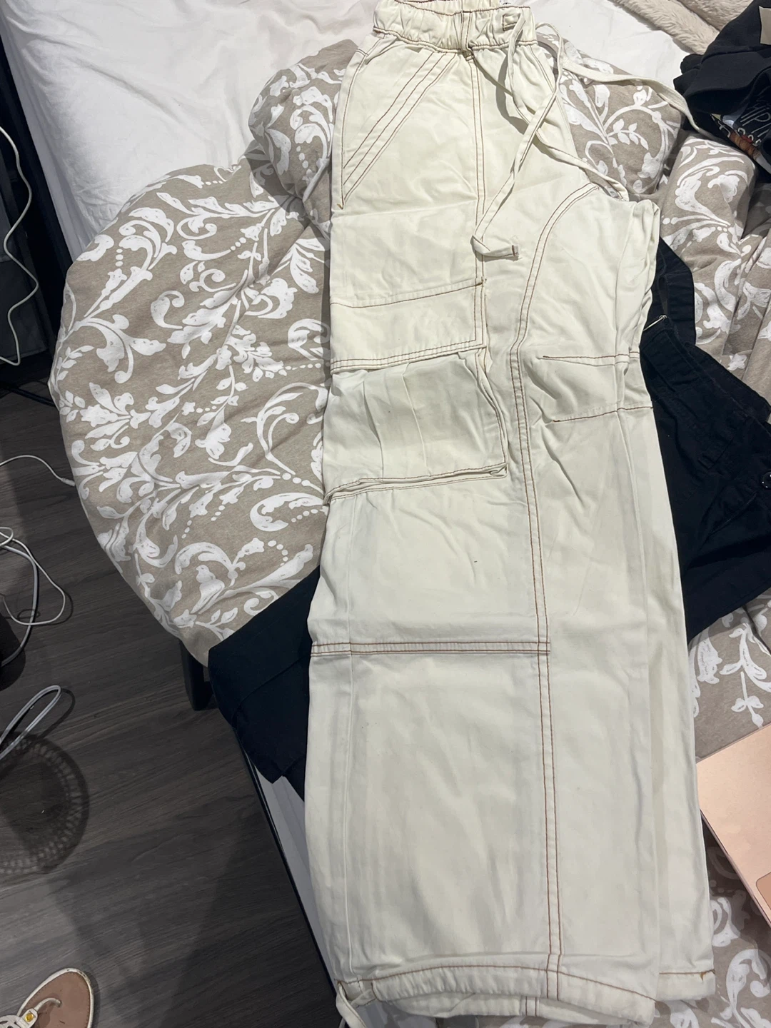 Adjustable Cargo Pants - Cream & Black - photo 2