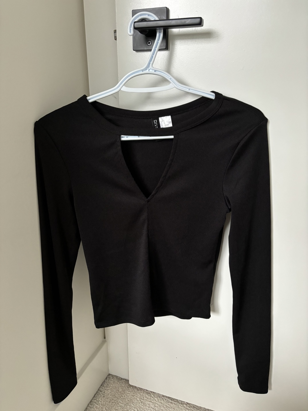 H&M Divided Black Ribbed Long Sleeve Top