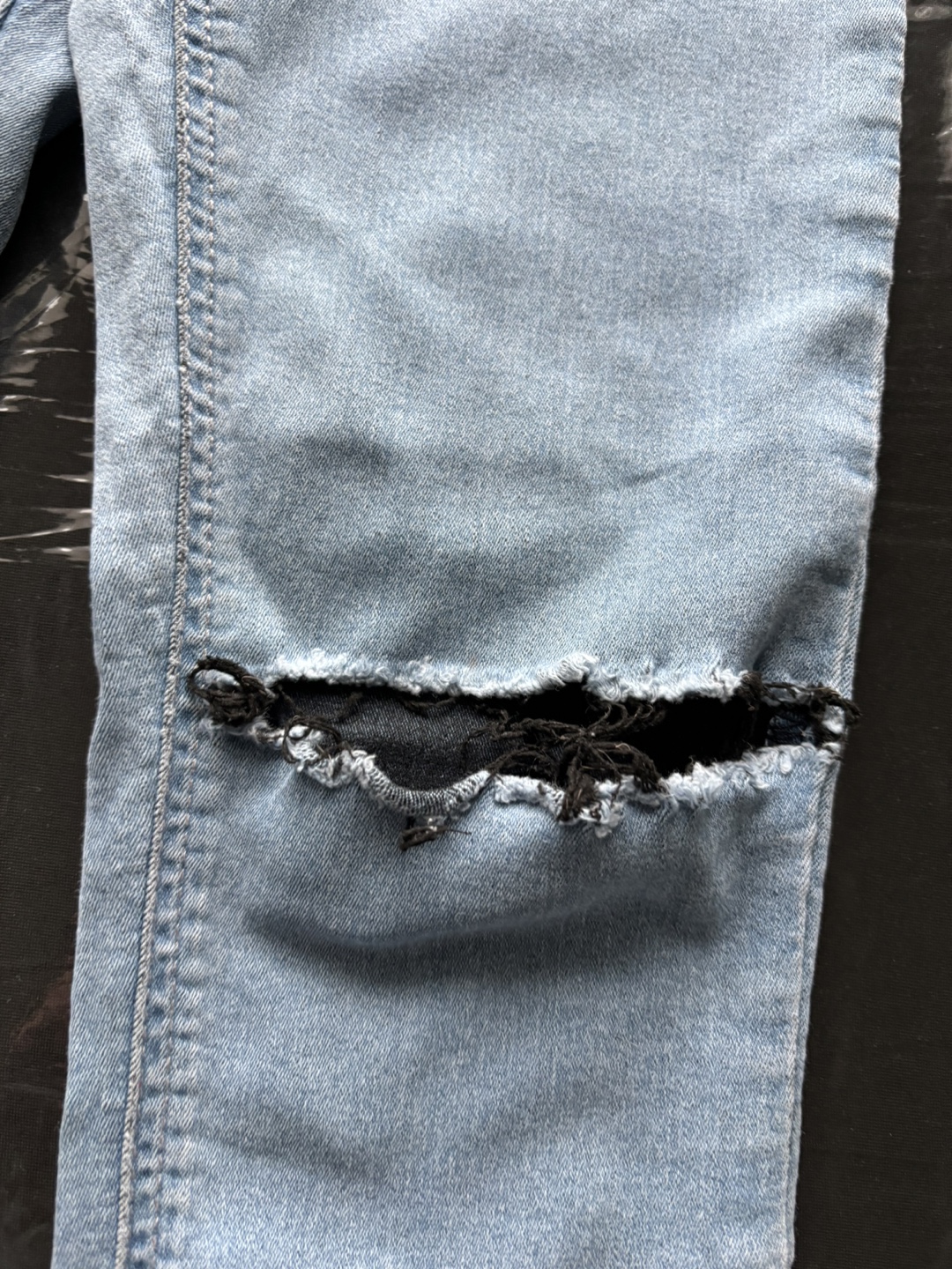 Topshop - Light Wash Ripped Skinny Jeans - photo 3