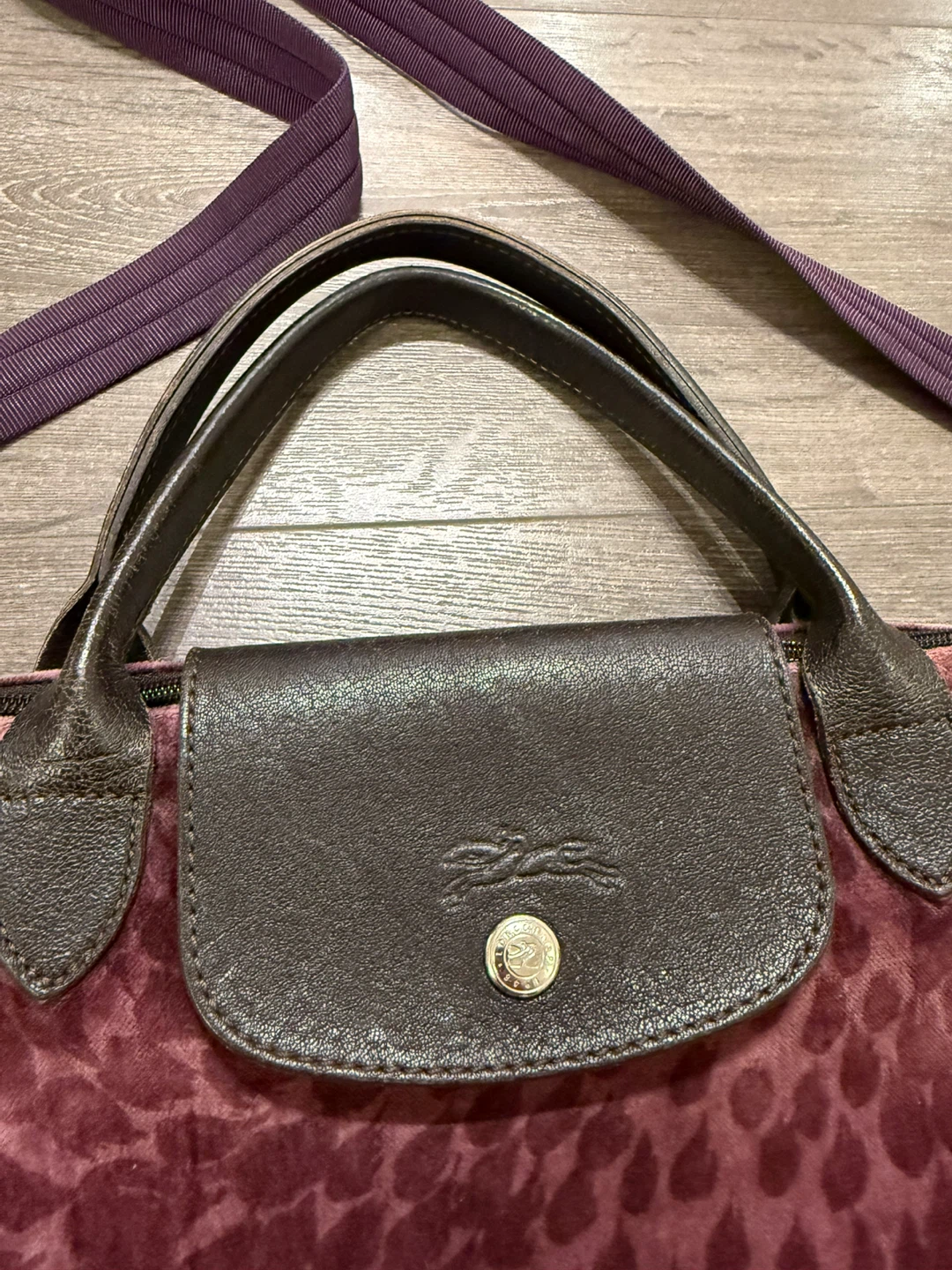 Longchamp Velvet Leopard Print Tote Bag medium - photo 2