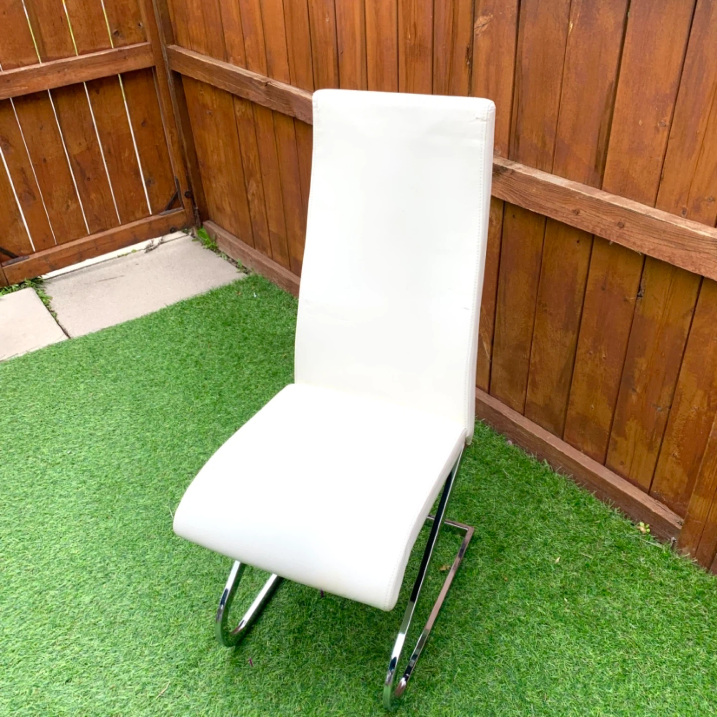 Dining Chair Faux Leather Chair Modern Chair Furniture White - photo 3