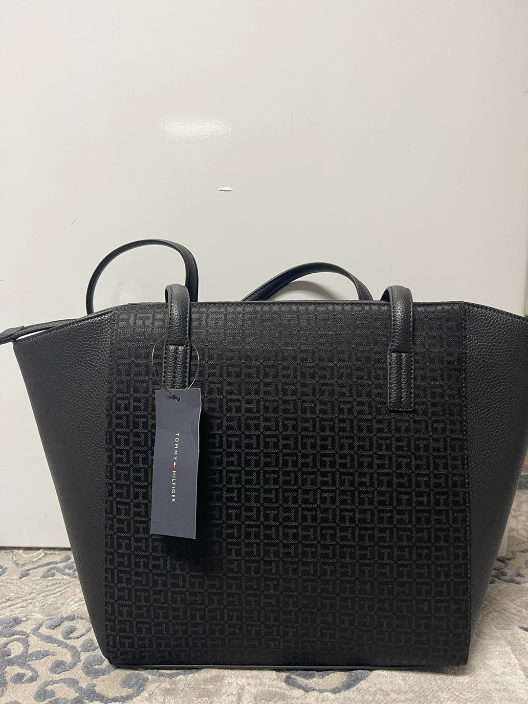 Tommy Hilfiger Black Tote Bag - photo 2