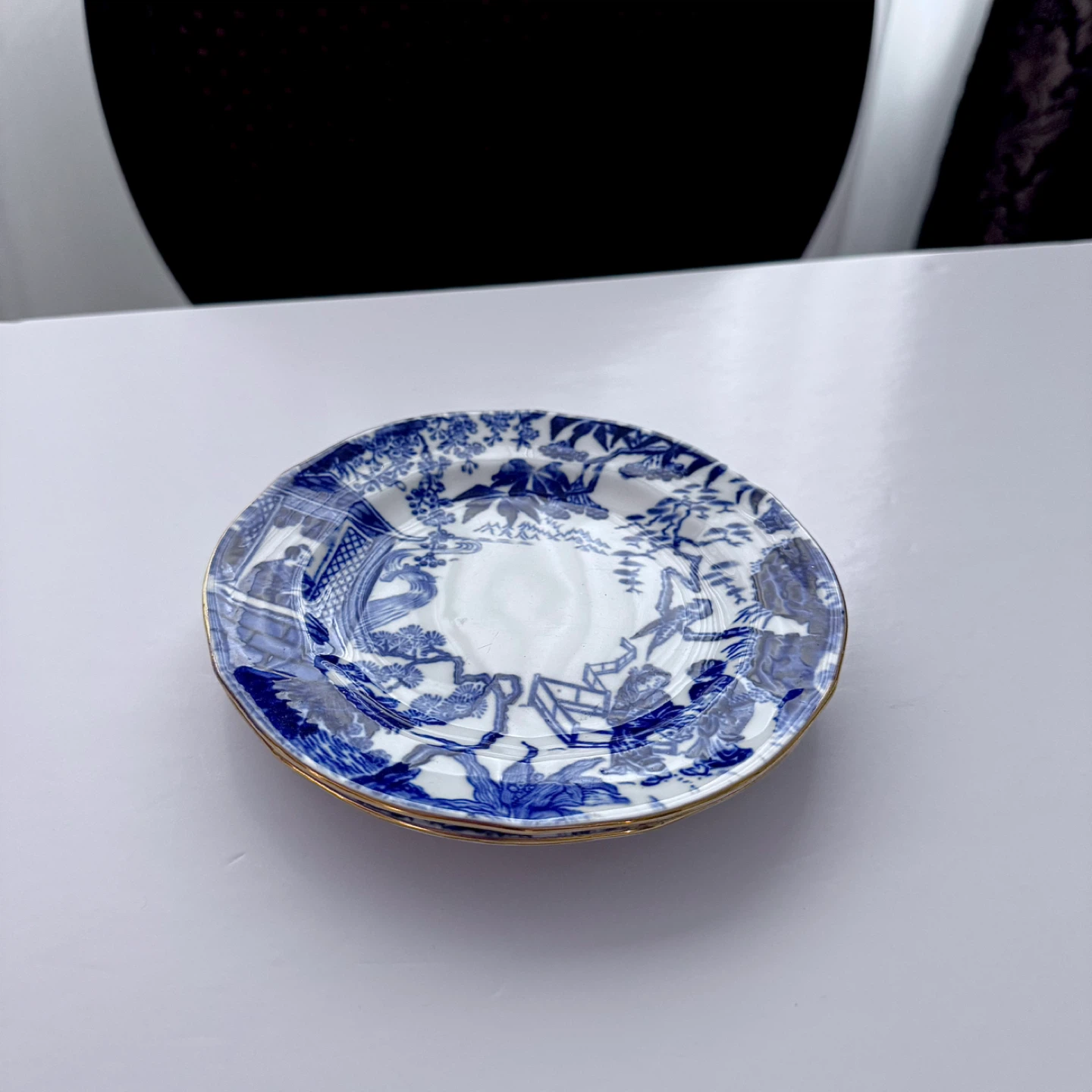 Pair Royal Crown Derby Mikado 6.25” plates - photo 2