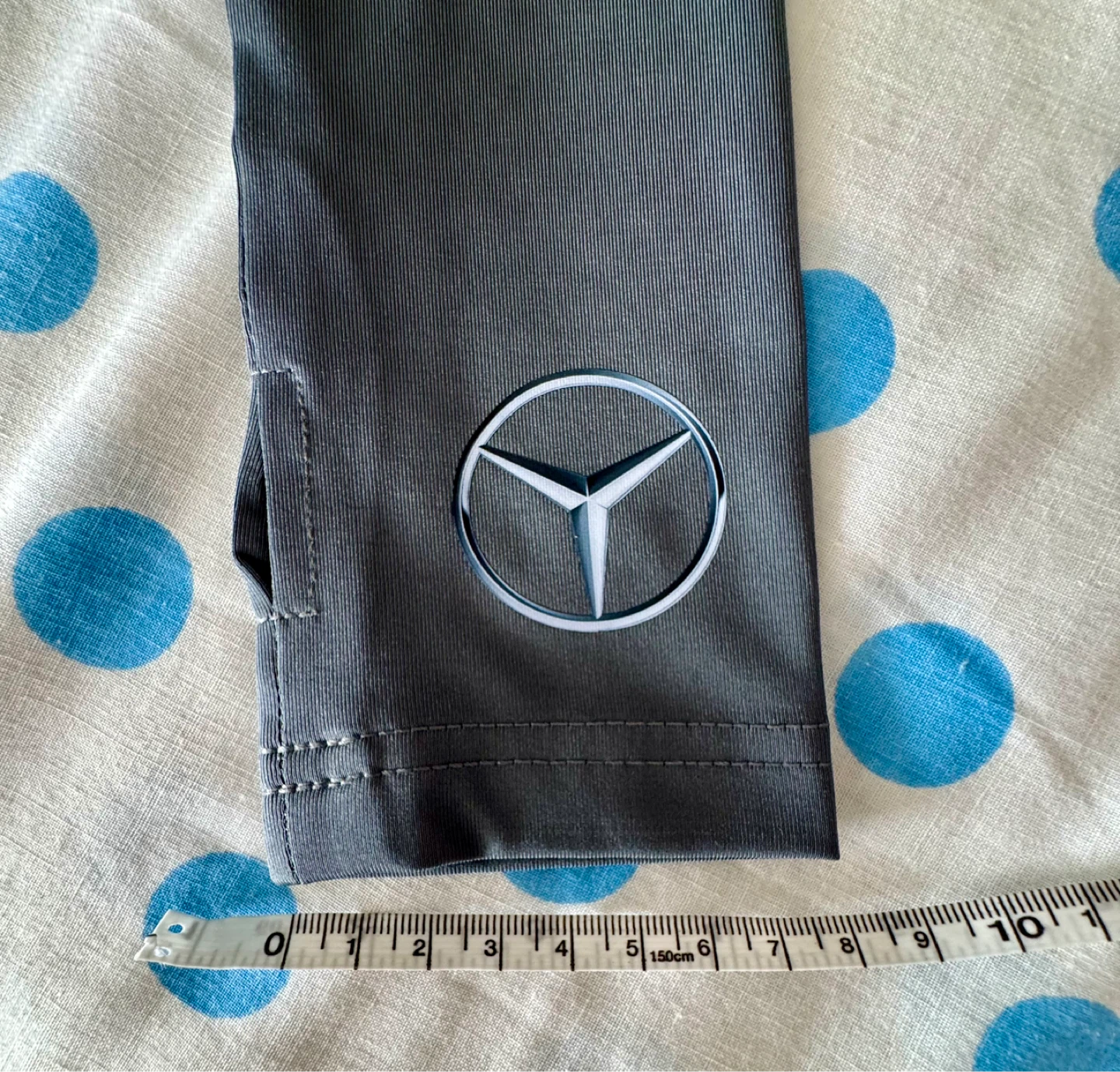 Mercedes-Benz Grey Arm Sleeves - photo 4