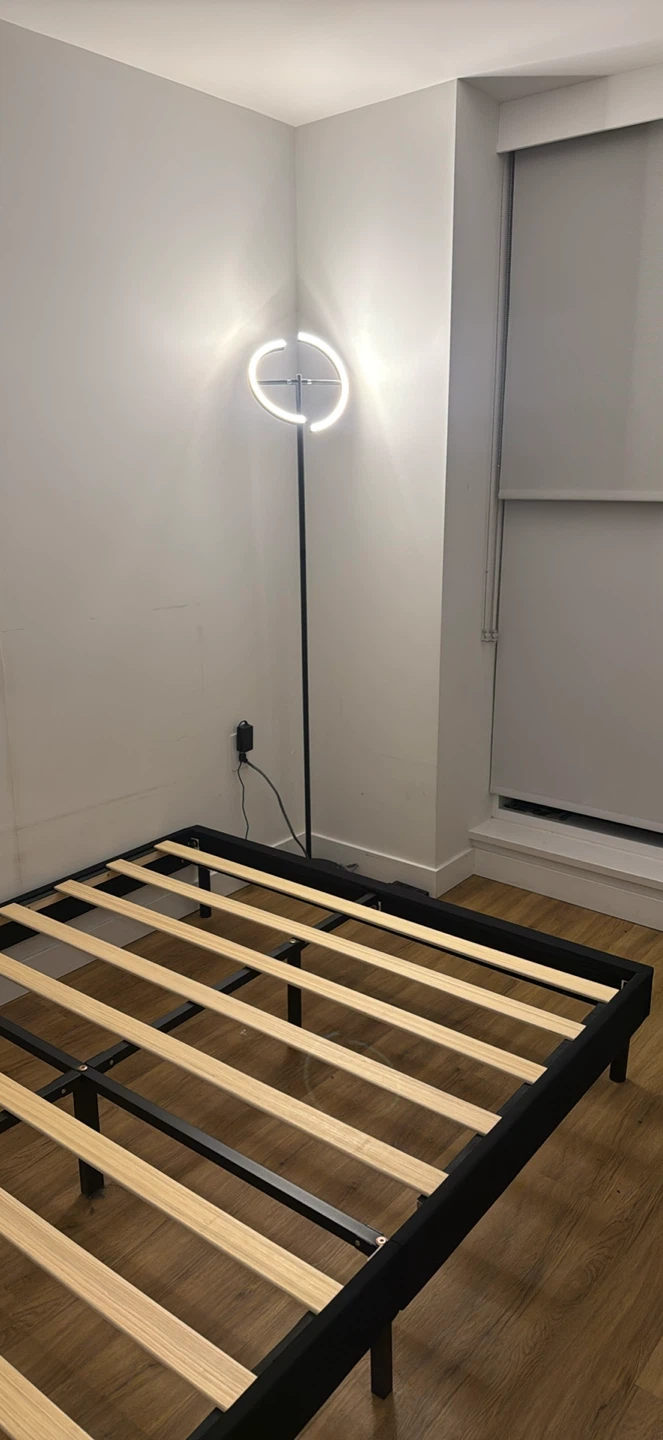 Queen Size Bed (for sale) - photo 4