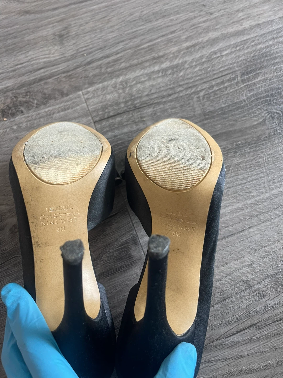 $10 for both. Size 6. - photo 2