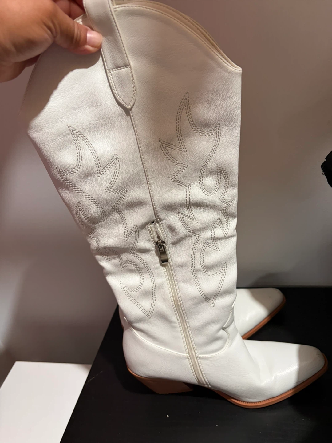 Size 7 - White Cowboy Boots - photo 4