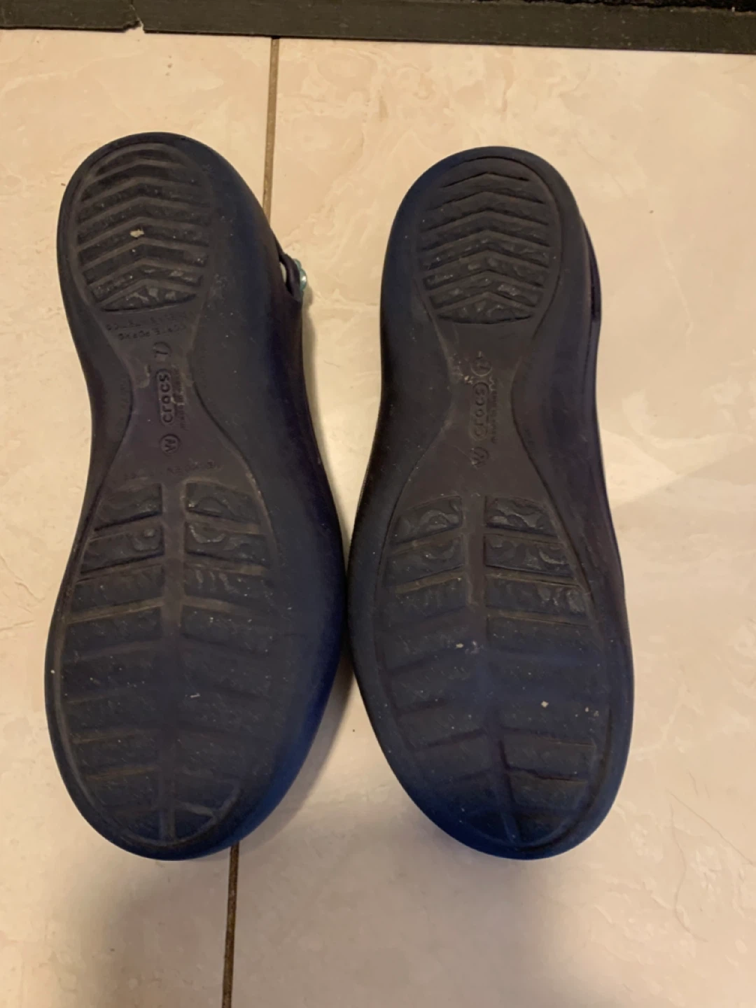 Crocs  Women's  Flats size 7 - photo 4