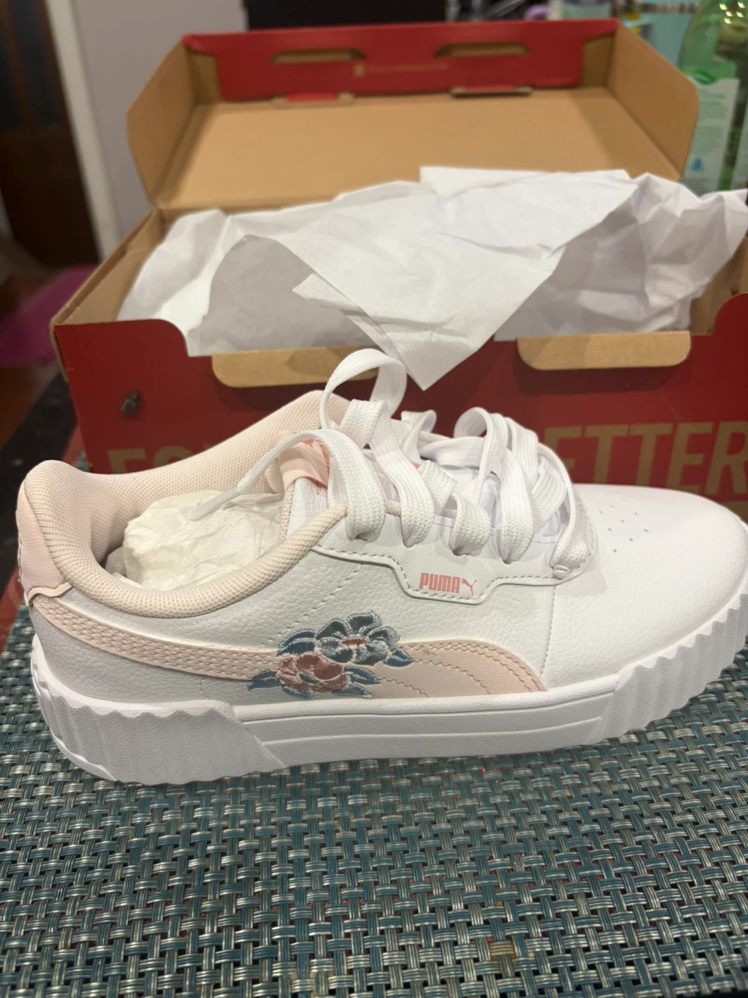 Puma youth size 3 sneakers - photo 2