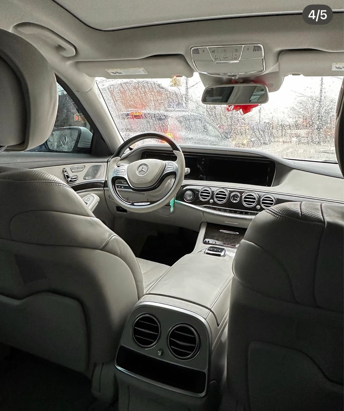 White Mercedes-Benz S-Class Sedan - photo 3