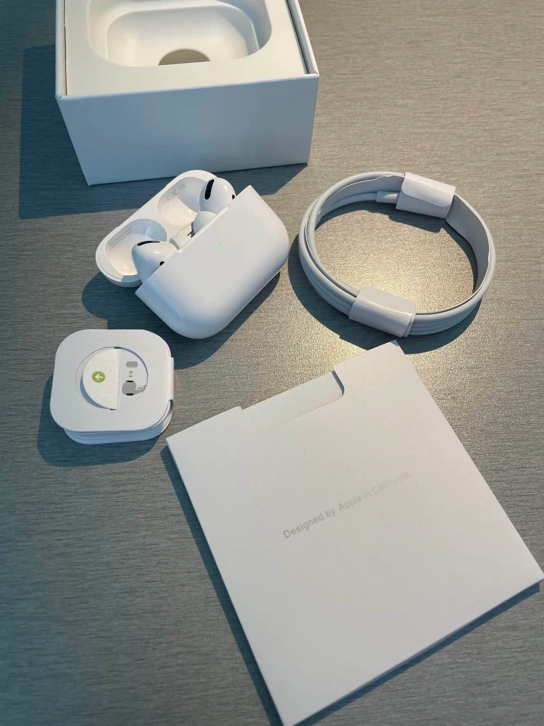 Apple Airpod pros 2nd generation - photo 4
