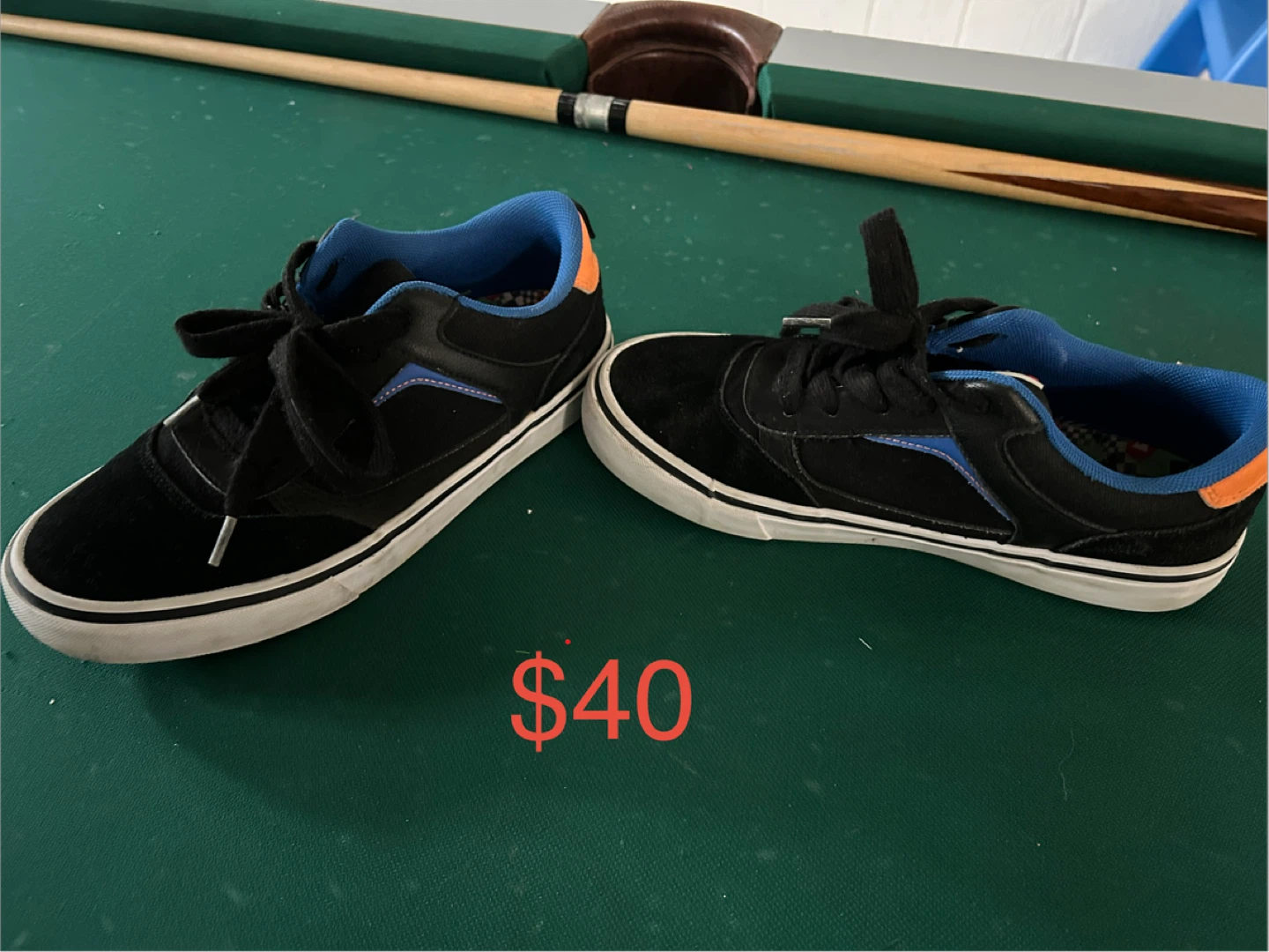 Airwalk Black Skate Shoes Size 6