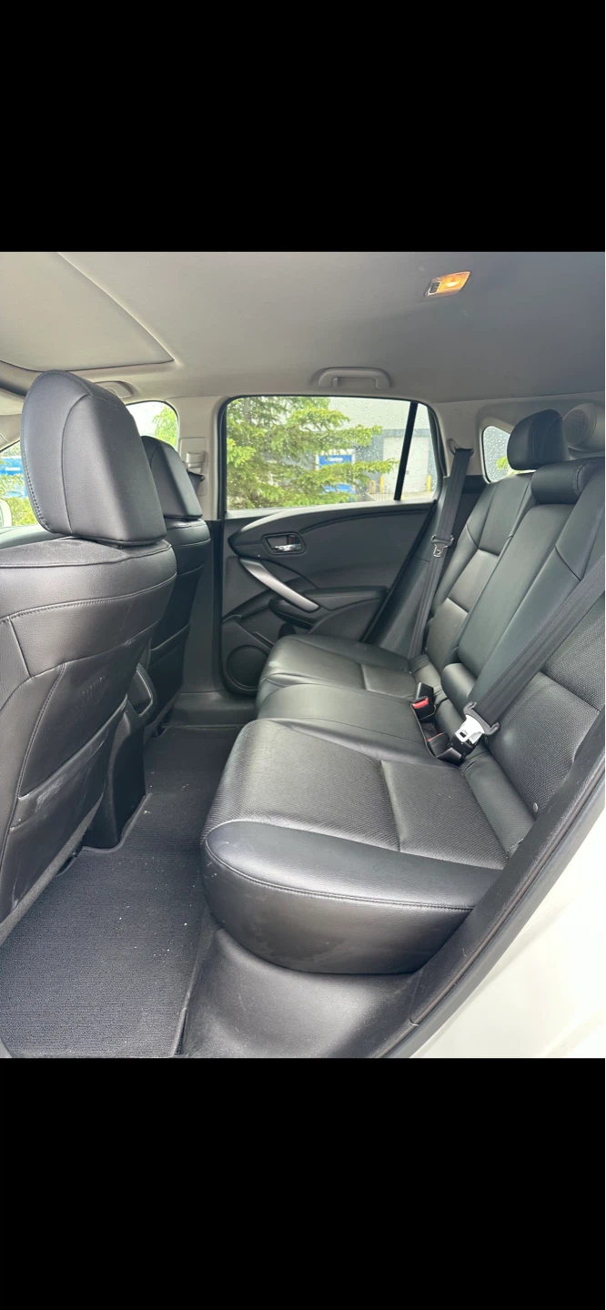 White Acura RDX SUV - photo 5