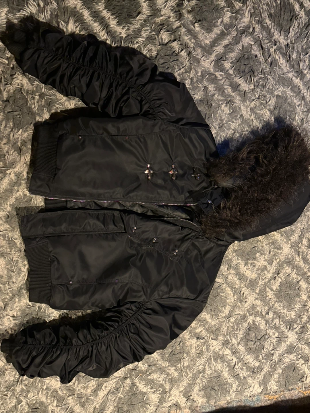 Large Unisex Black Faux Fur Jacket (Cropped Fit) - photo 2