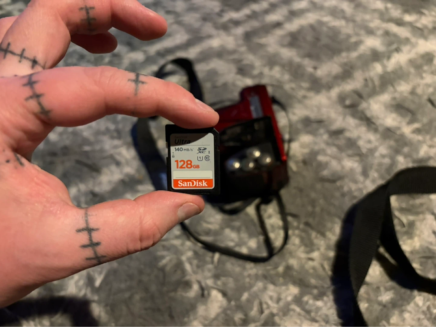 Kodak Digital Camera + Camera Bag and Storage Card - photo 5