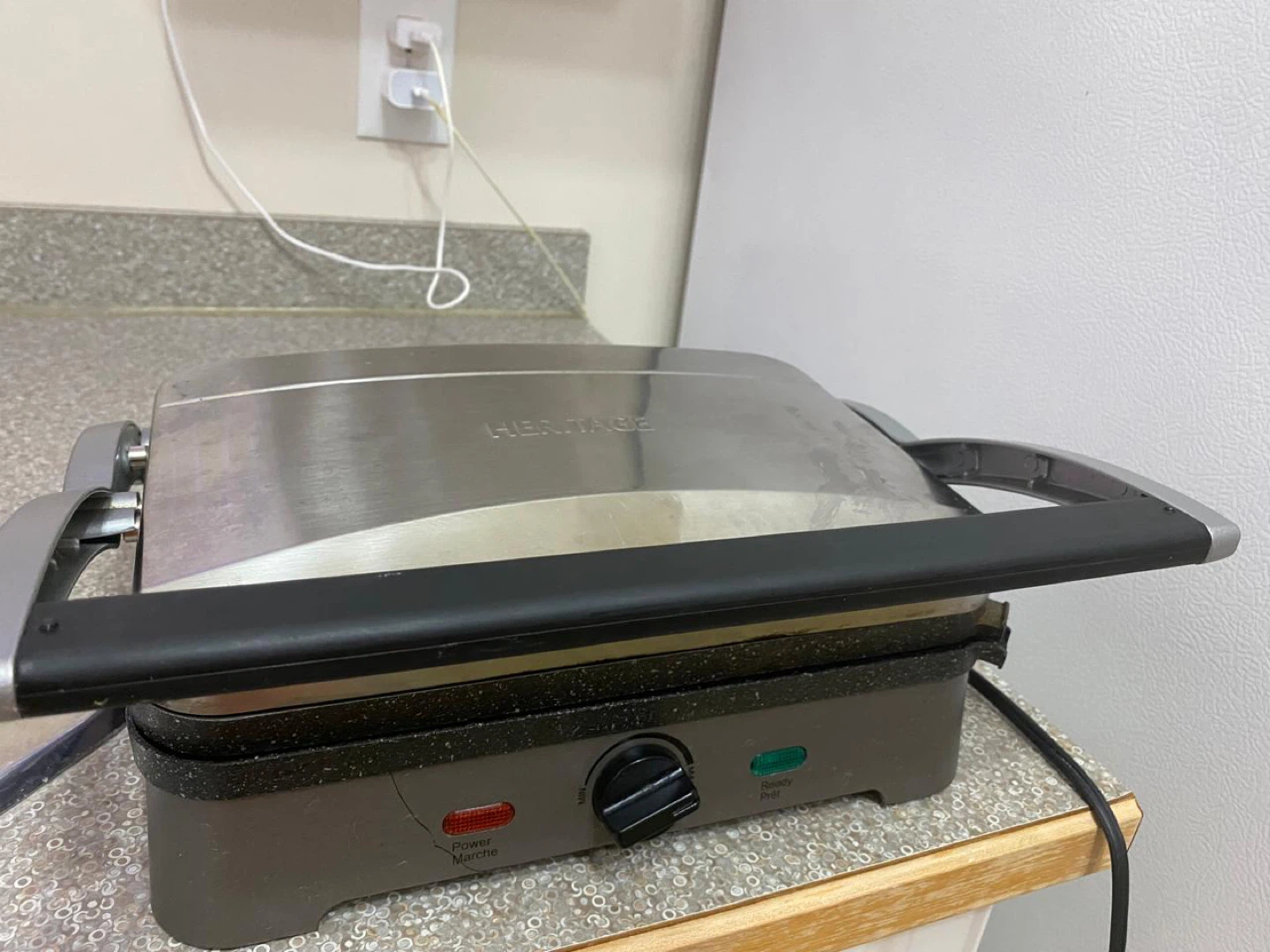Heritage Indoor Grill - photo 2