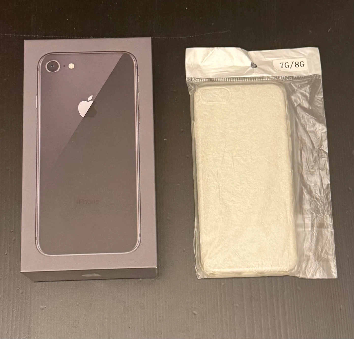 Multiple iPhones and accessories - photo 5