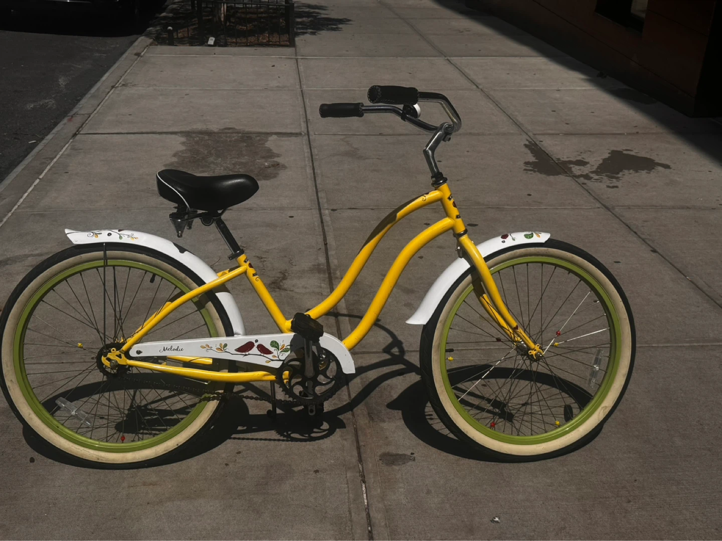 Yellow Cruiser Bicycle - photo 3