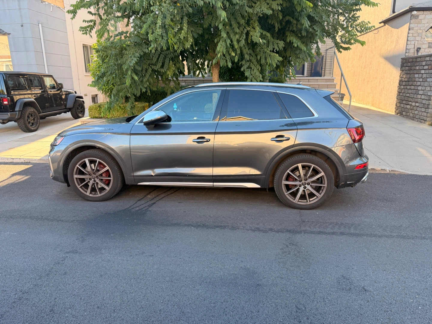 Audi SQ5 SUV - photo 4