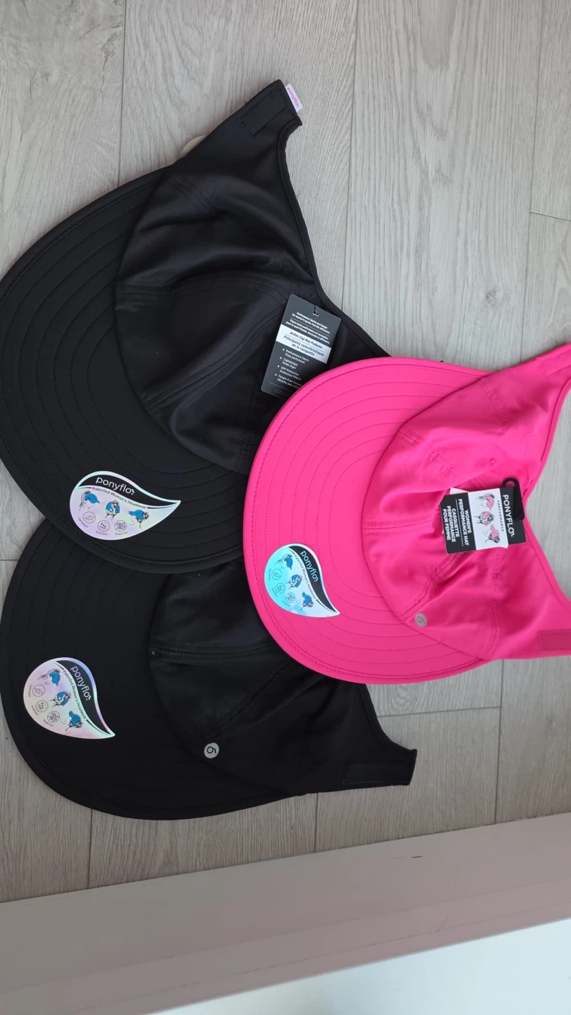 Ponyflo Women's Performance Hat - Pink & Black