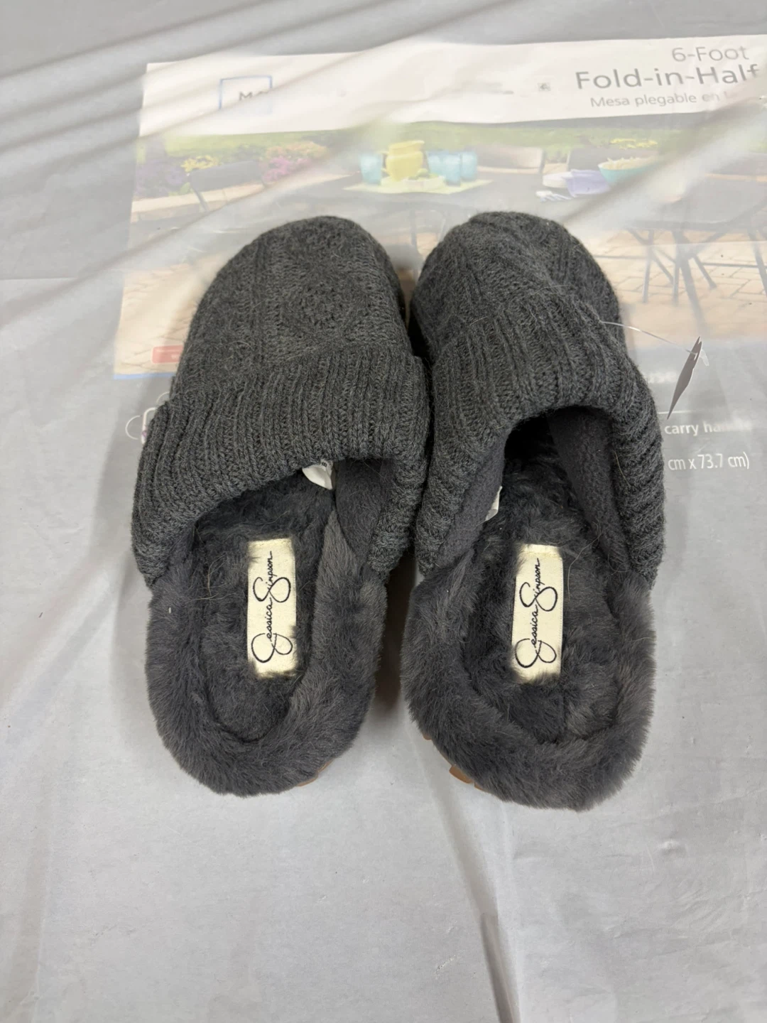 Jessica Simpson Gray Knit Slippers M (7-8)