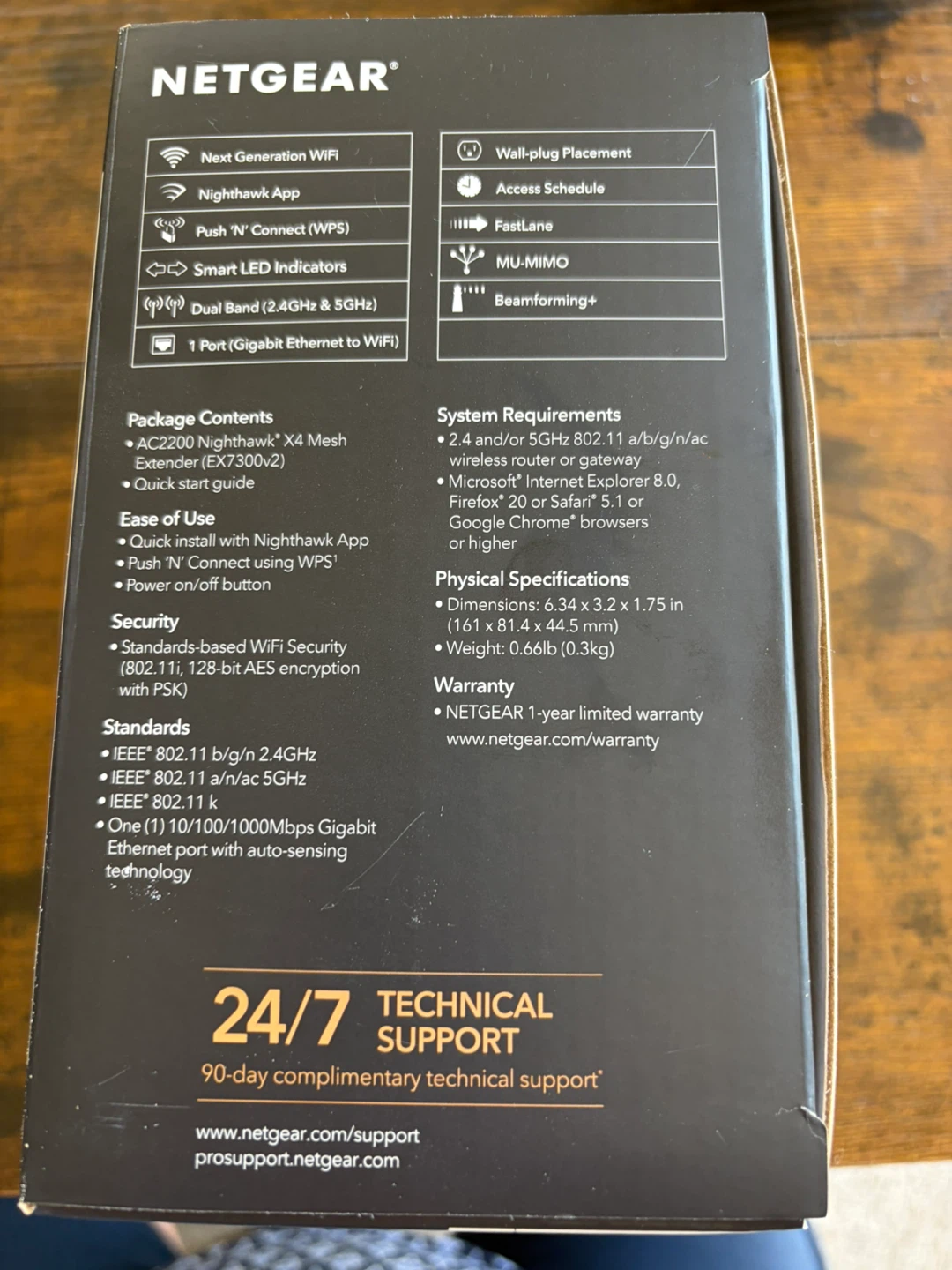 NETGEAR Nighthawk X4 AC2200 WiFi Mesh Extender EX7300v2 - photo 4