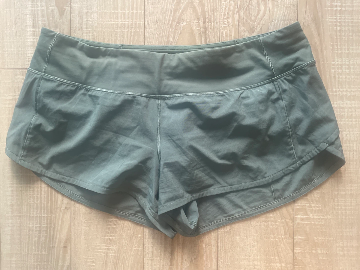 Lululemon Shorts - photo 2