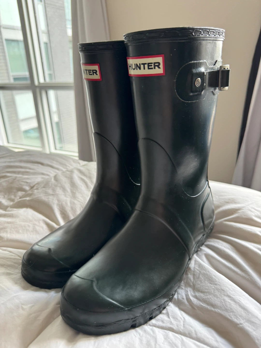 Like New Size 7 HUNTER Rubber Boots - Very Dark Green - photo 3