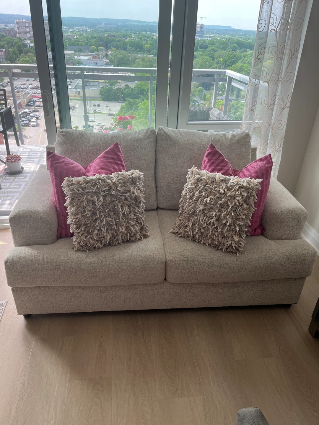 Ashley Soletren Loveseat