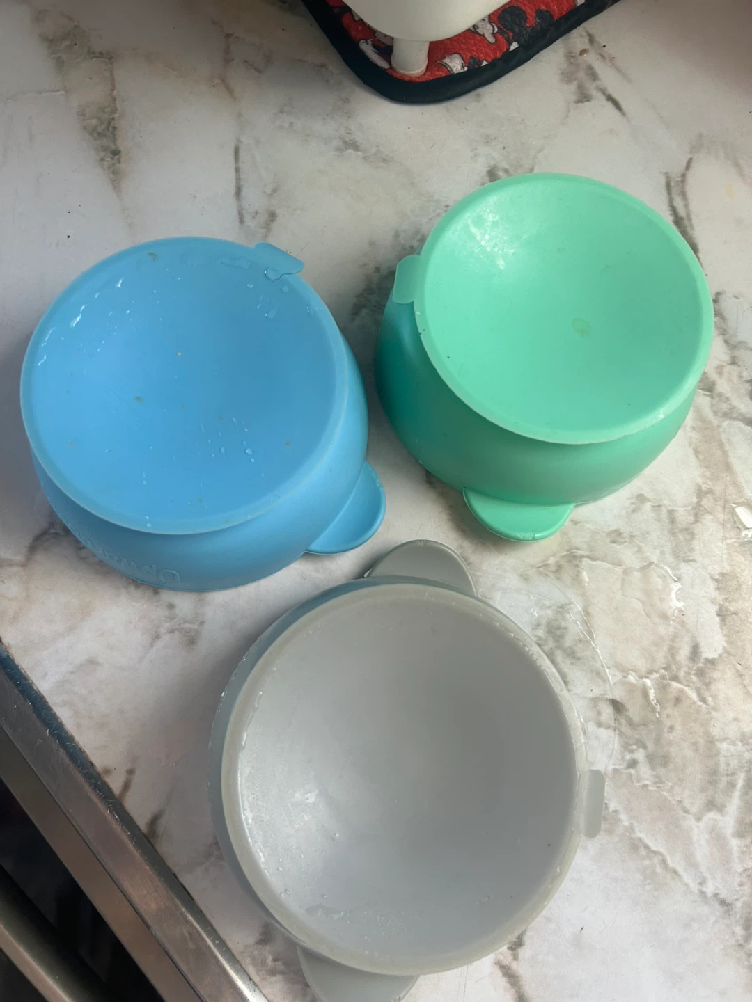 Set of 3 Silicone Suction Bowls - photo 2