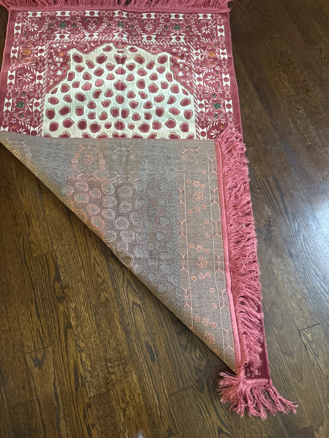 New Rug with Red And Cream Detailing - photo 5