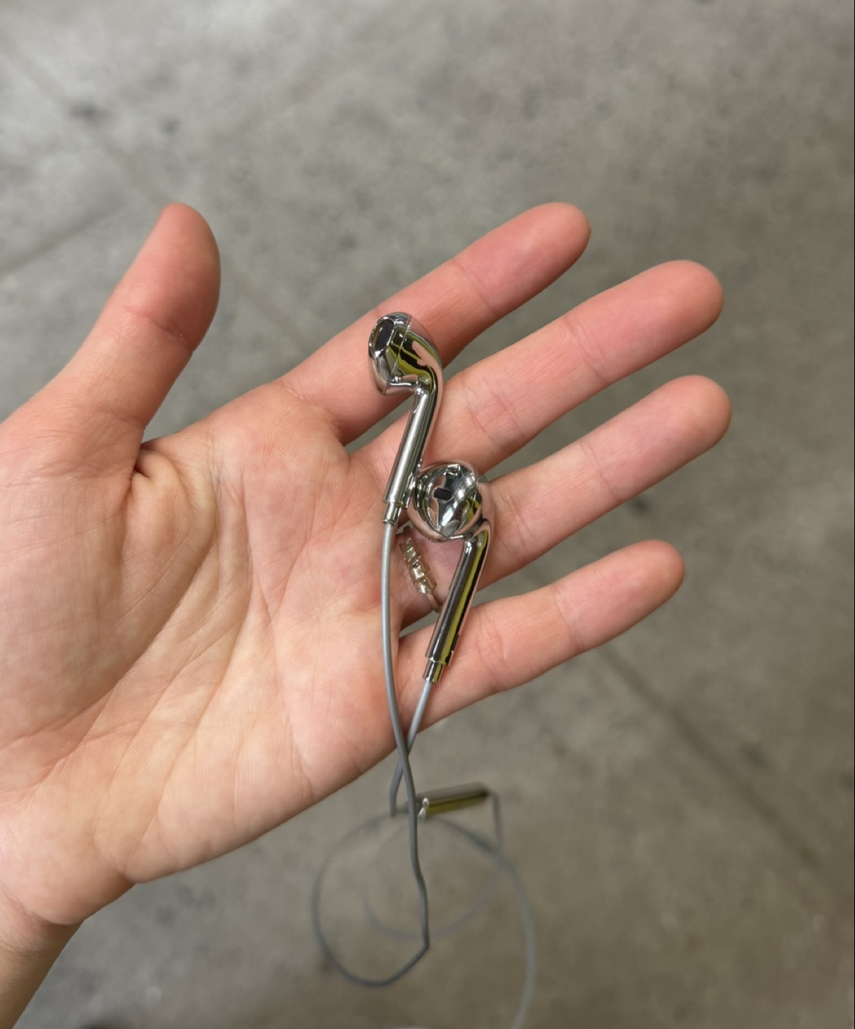 Chrome Wired Earbuds - photo 2