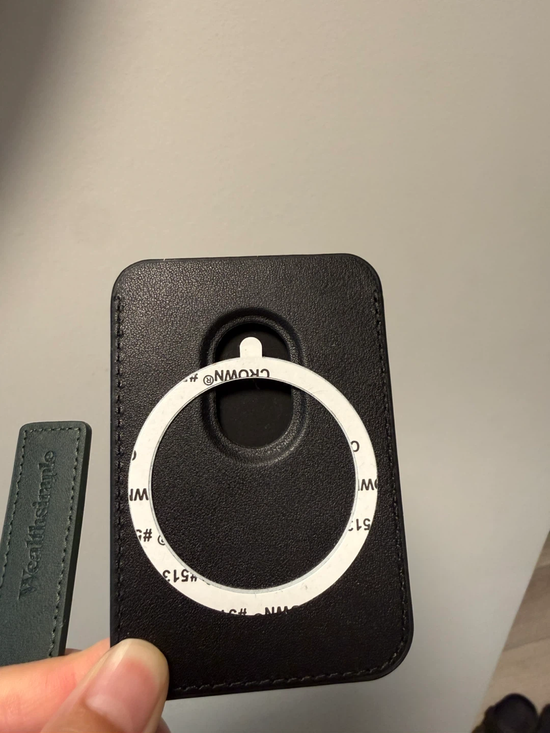Wealthsimple key chain and phone card holder - photo 2