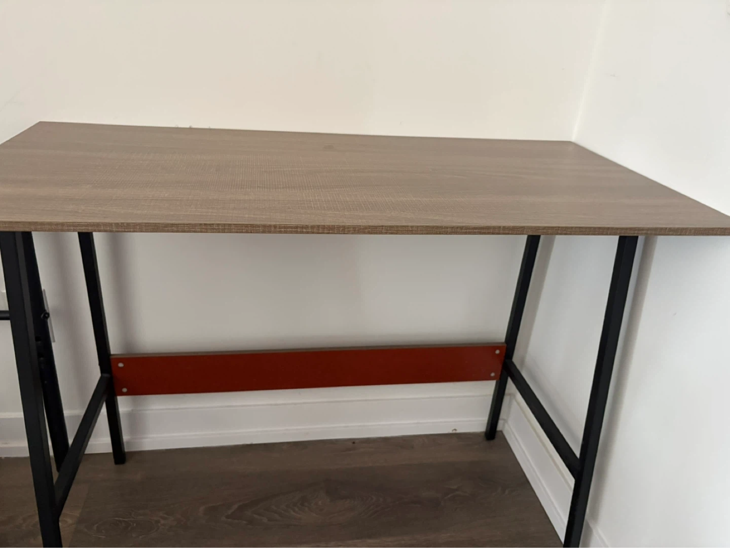 Office desk and work chair - photo 4